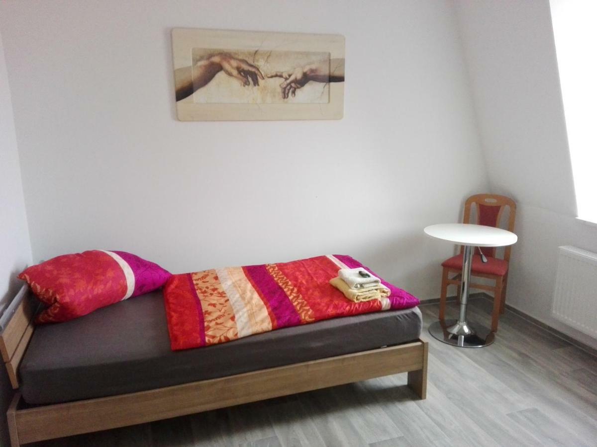 Pension Bernburg A² Εξωτερικό φωτογραφία